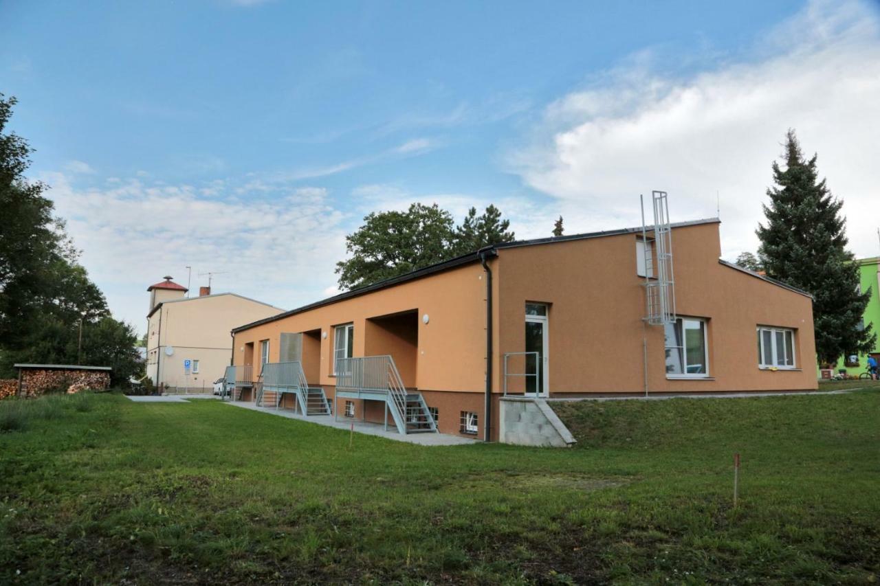 Penzion - Apartments Pod Javorici Horni Dubenky Luaran gambar