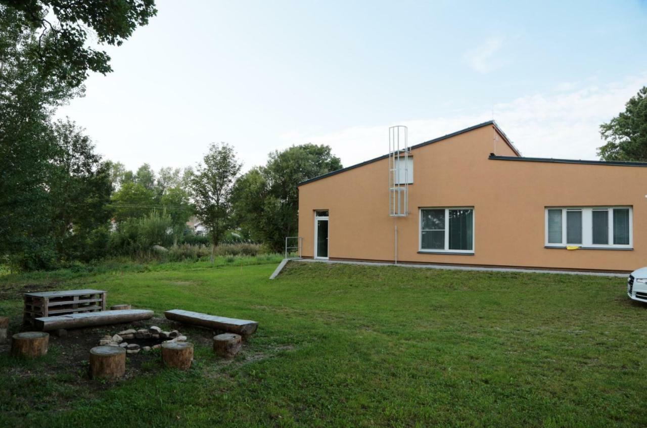 Penzion - Apartments Pod Javorici Horni Dubenky Luaran gambar
