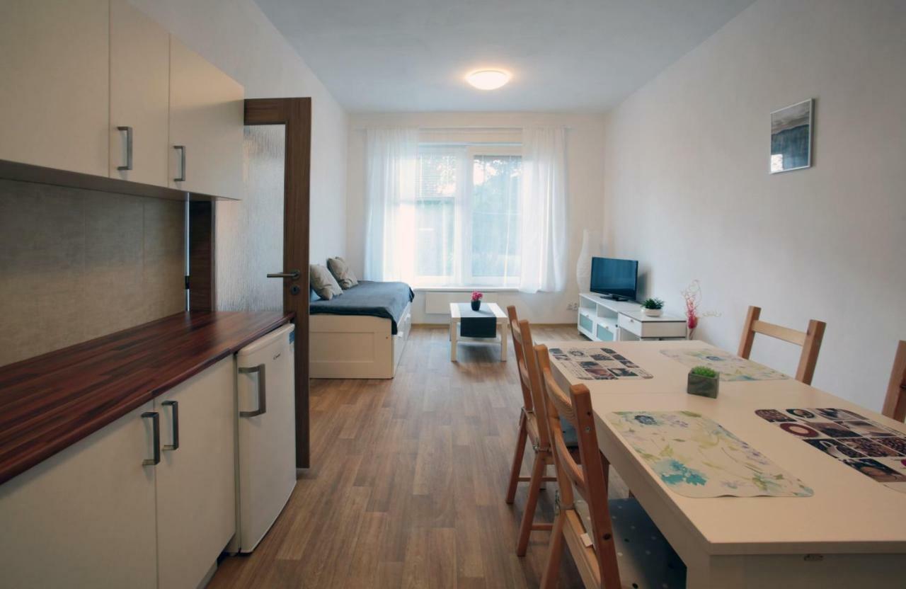 Penzion - Apartments Pod Javorici Horni Dubenky Luaran gambar